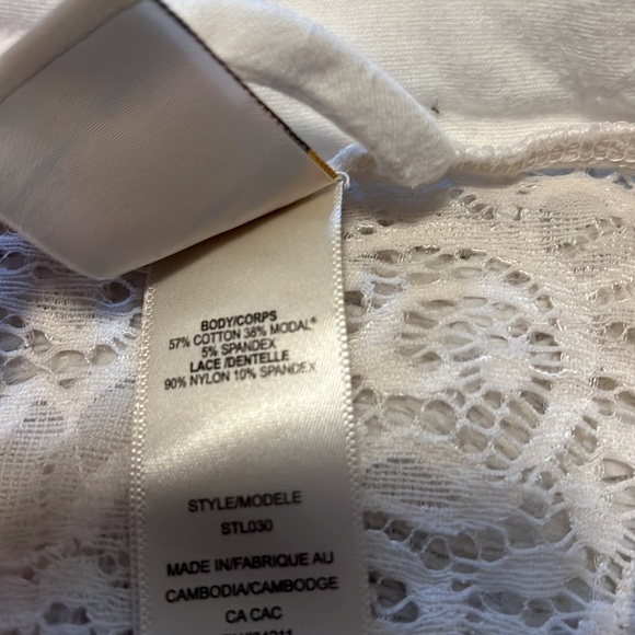 In bloom by Jon Gail robe - Picture 7 of 8